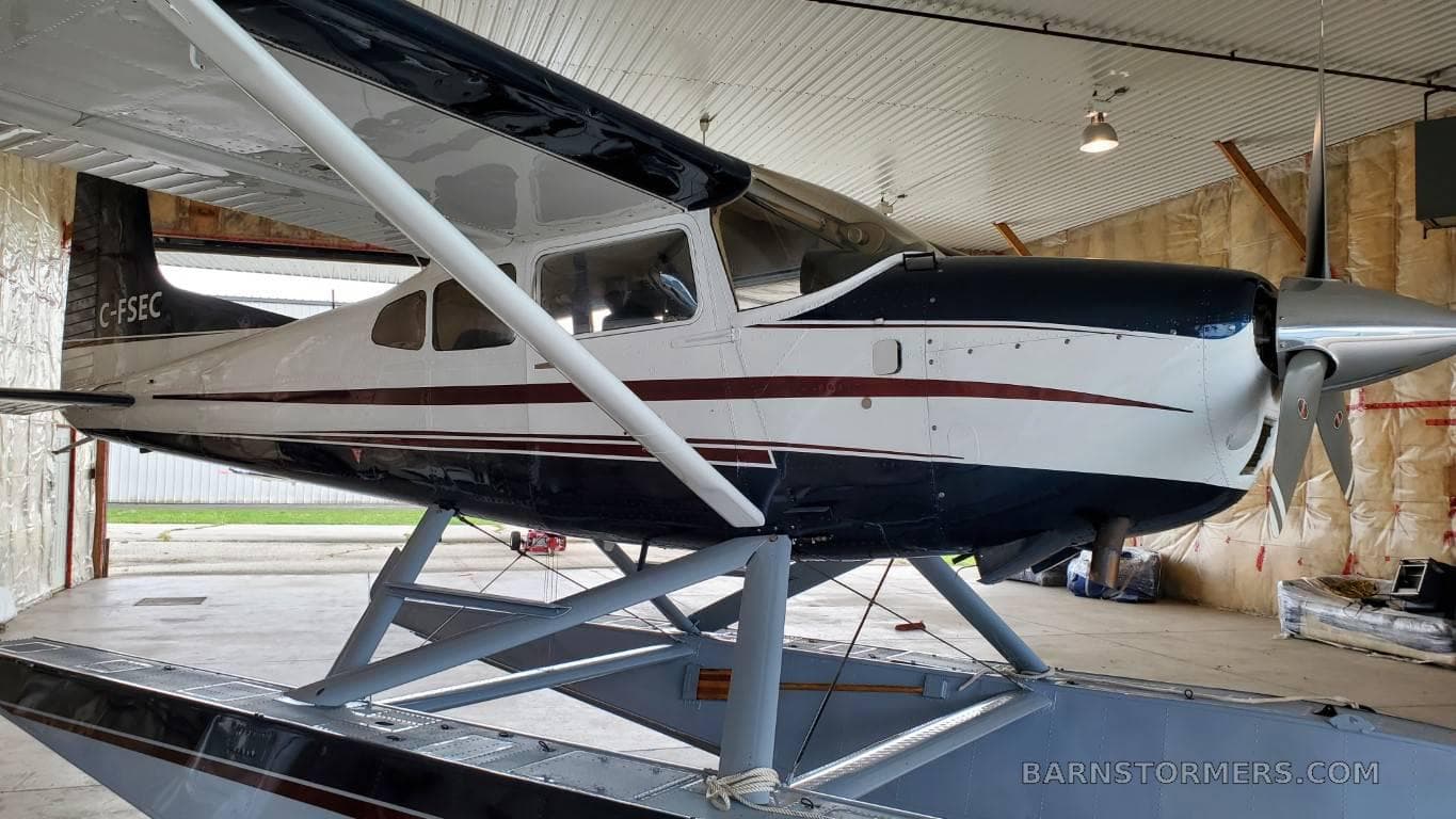 1973 CESSNA 185 photo 2
