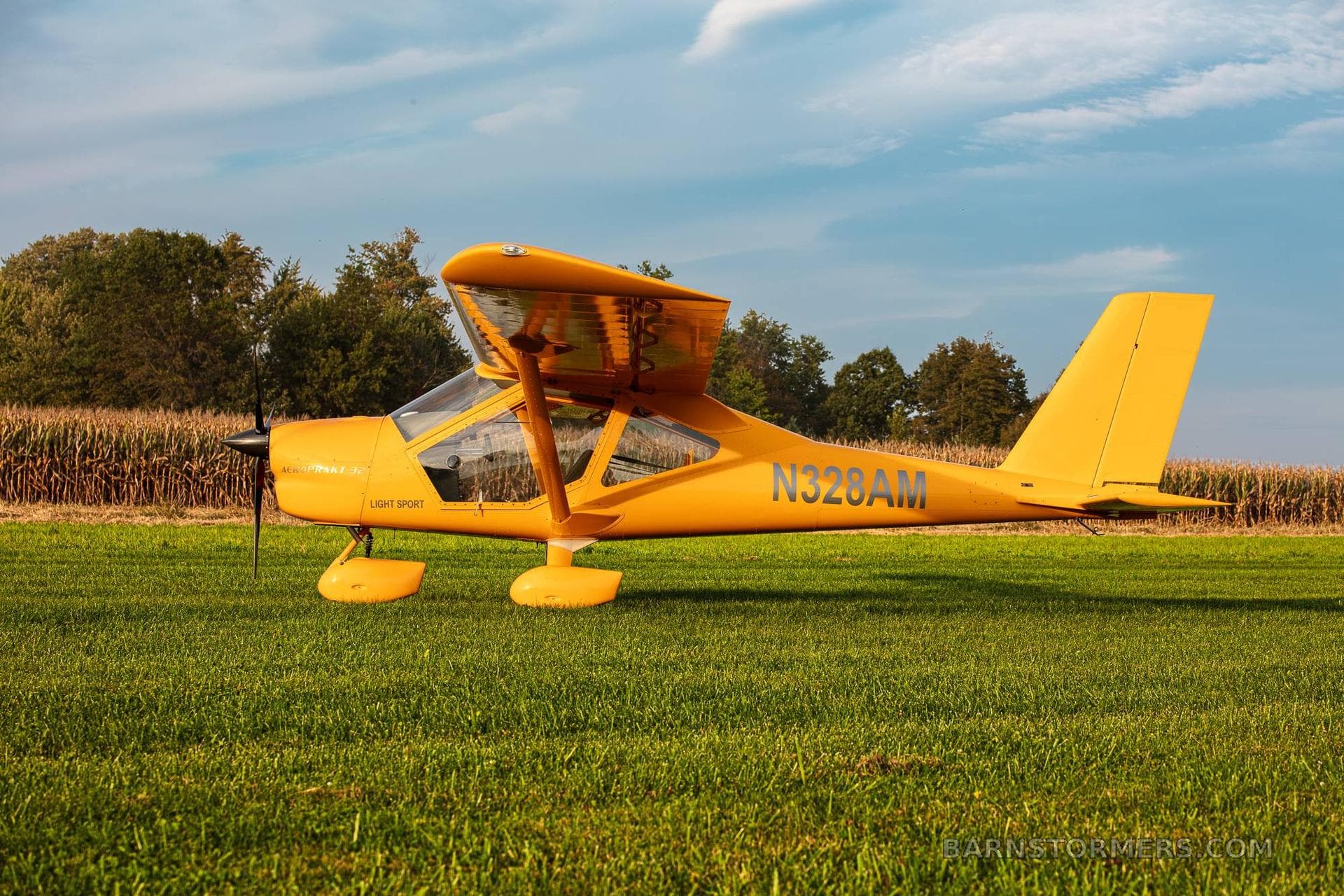 AEROPRAKT A32 photo 3