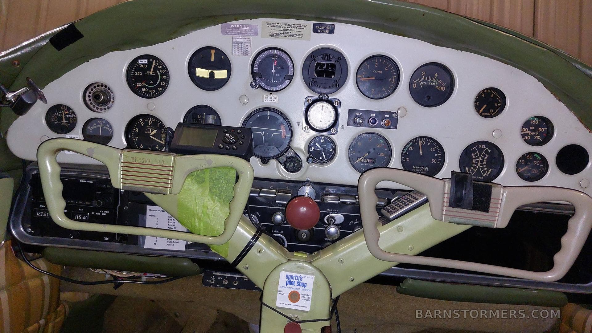 1953 CESSNA 190 494 SMOH photo 5