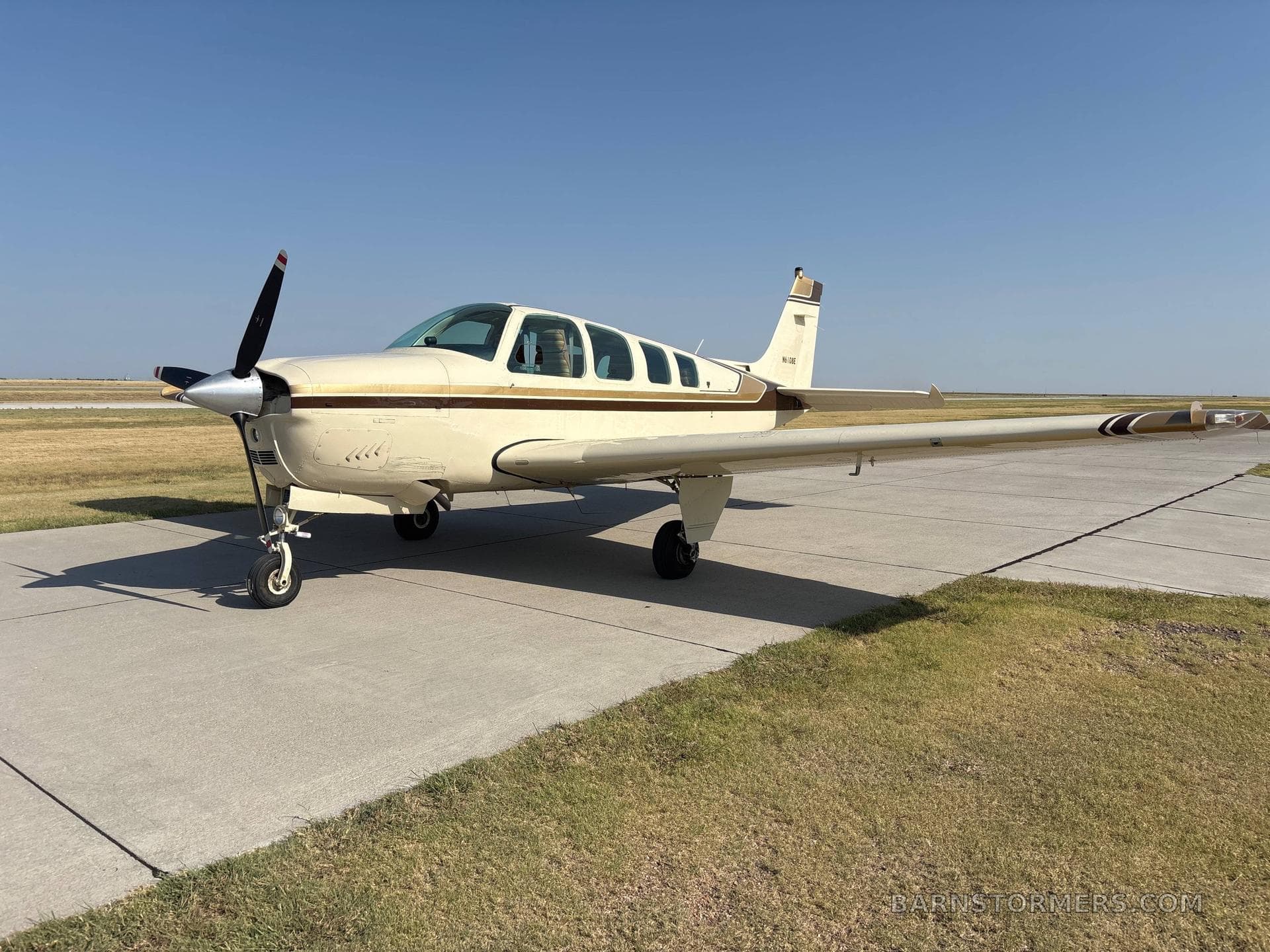 AIRCRAFT AUCTION BEECHCRAFT photo 3