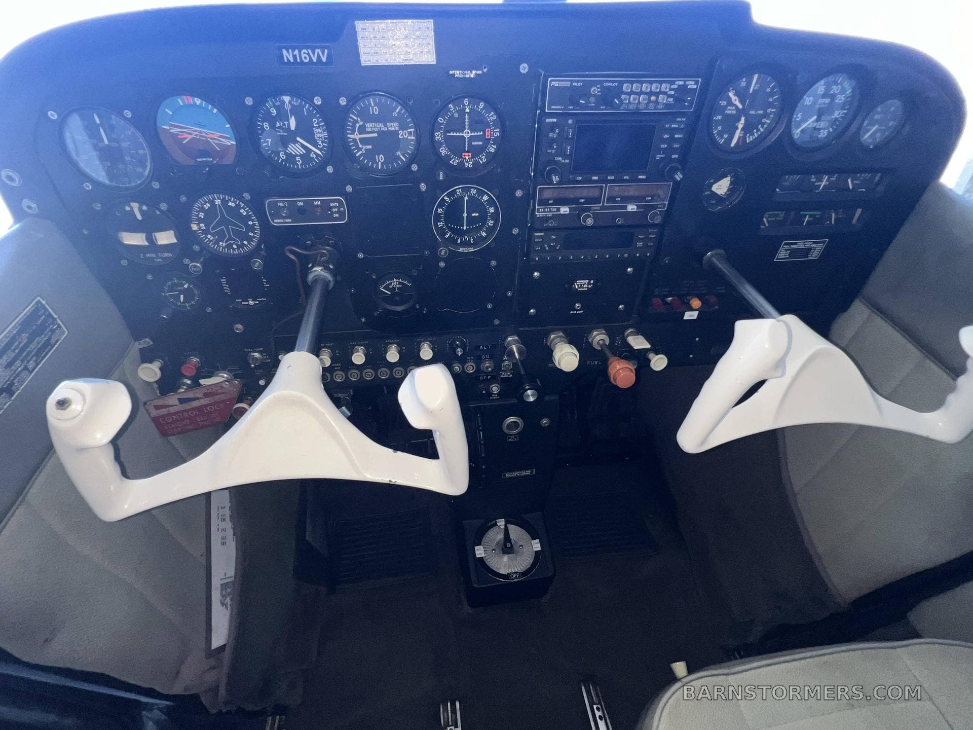 CESSNA T-41B photo 5