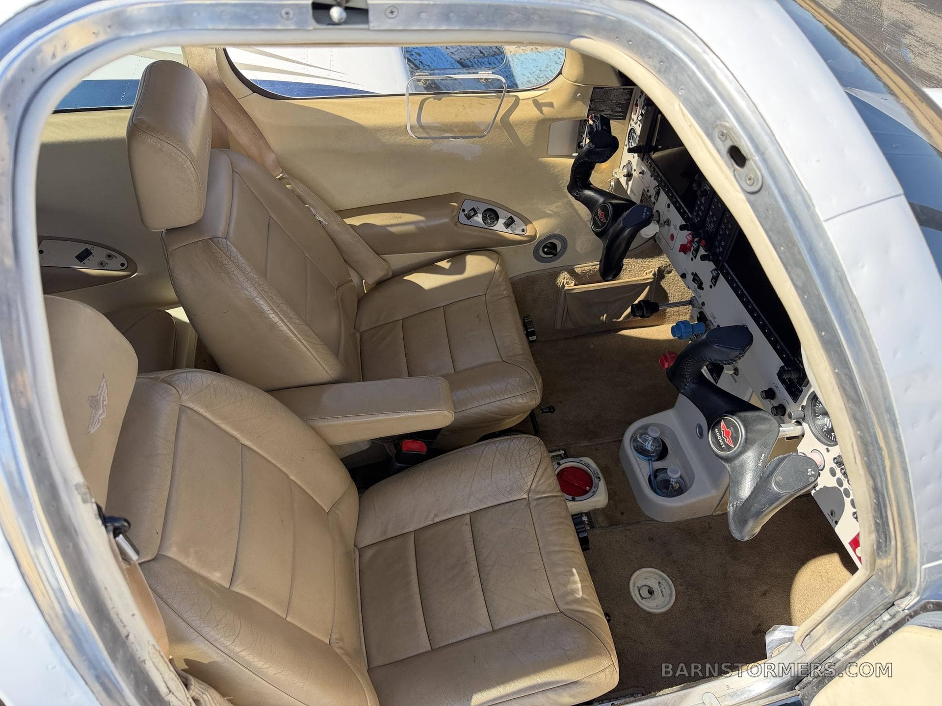 2007 MOONEY OVATION photo 3