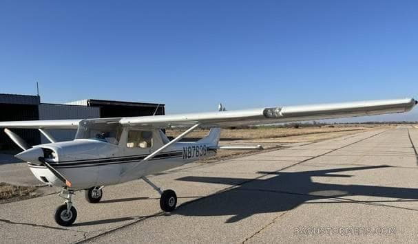 NICE CESSNA 150F photo 3
