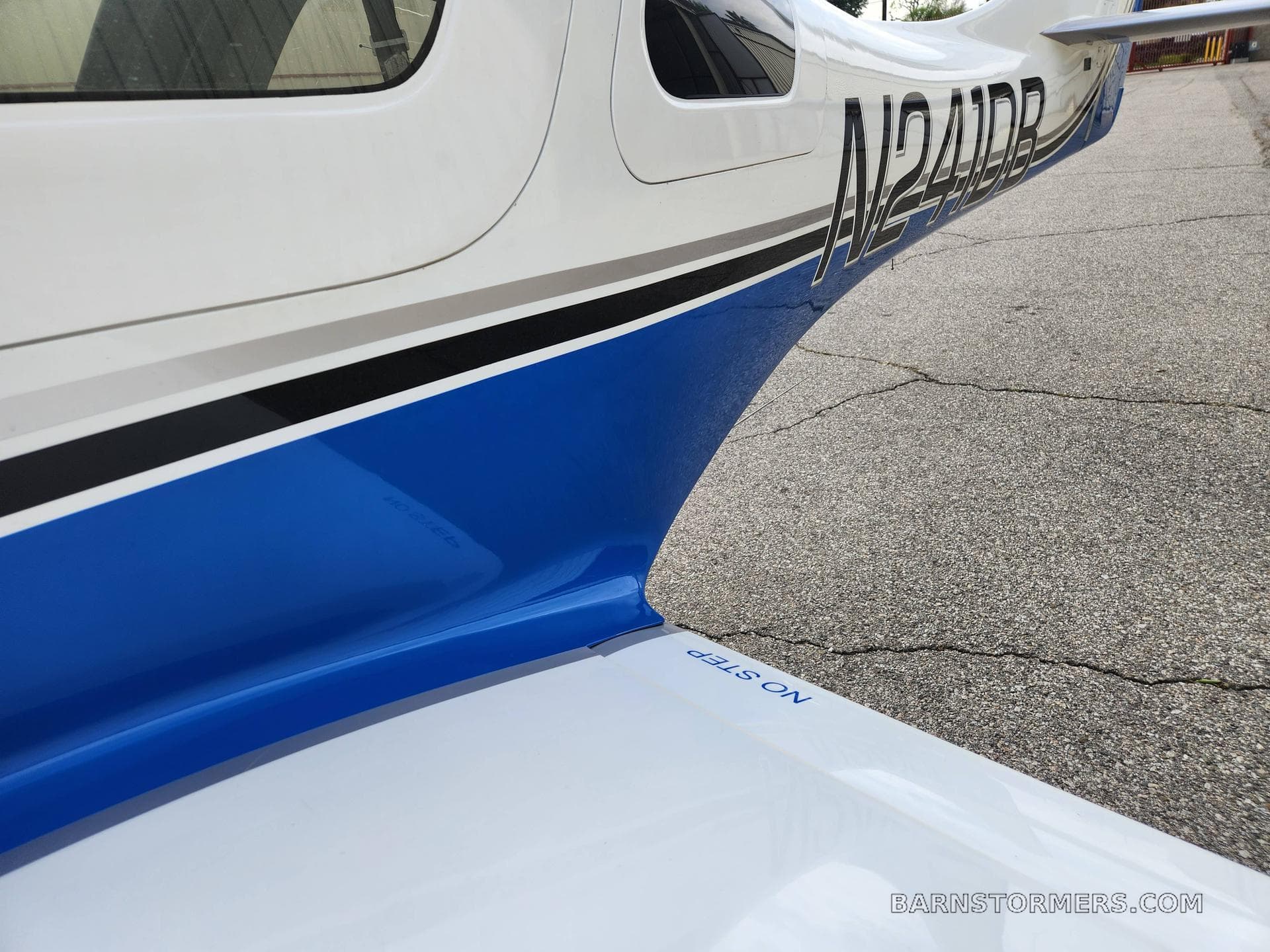 LANCAIR LEGACY RENO MODS photo 4