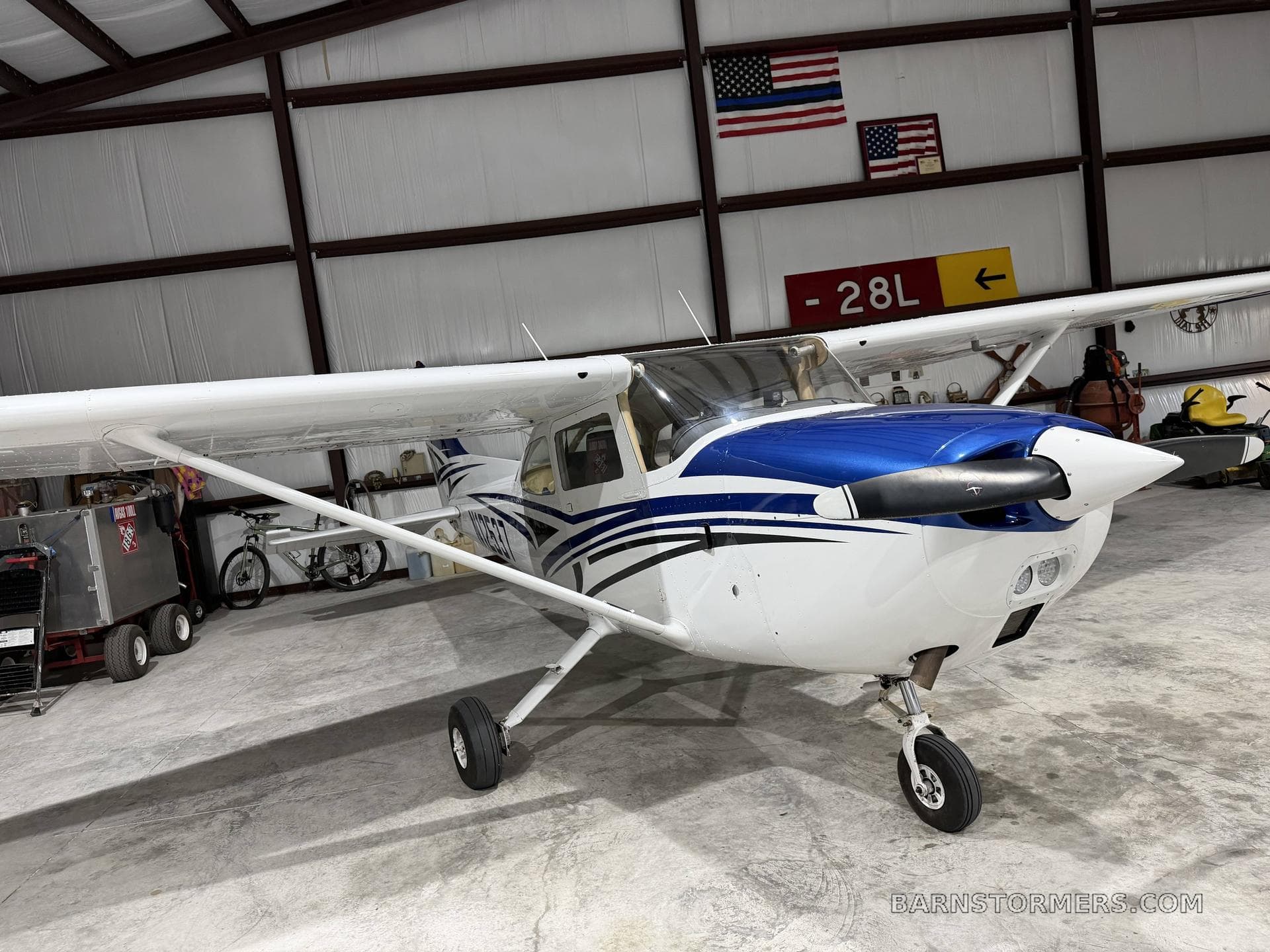CESSNA 172M 1973 SKYHAWK IFR photo 2