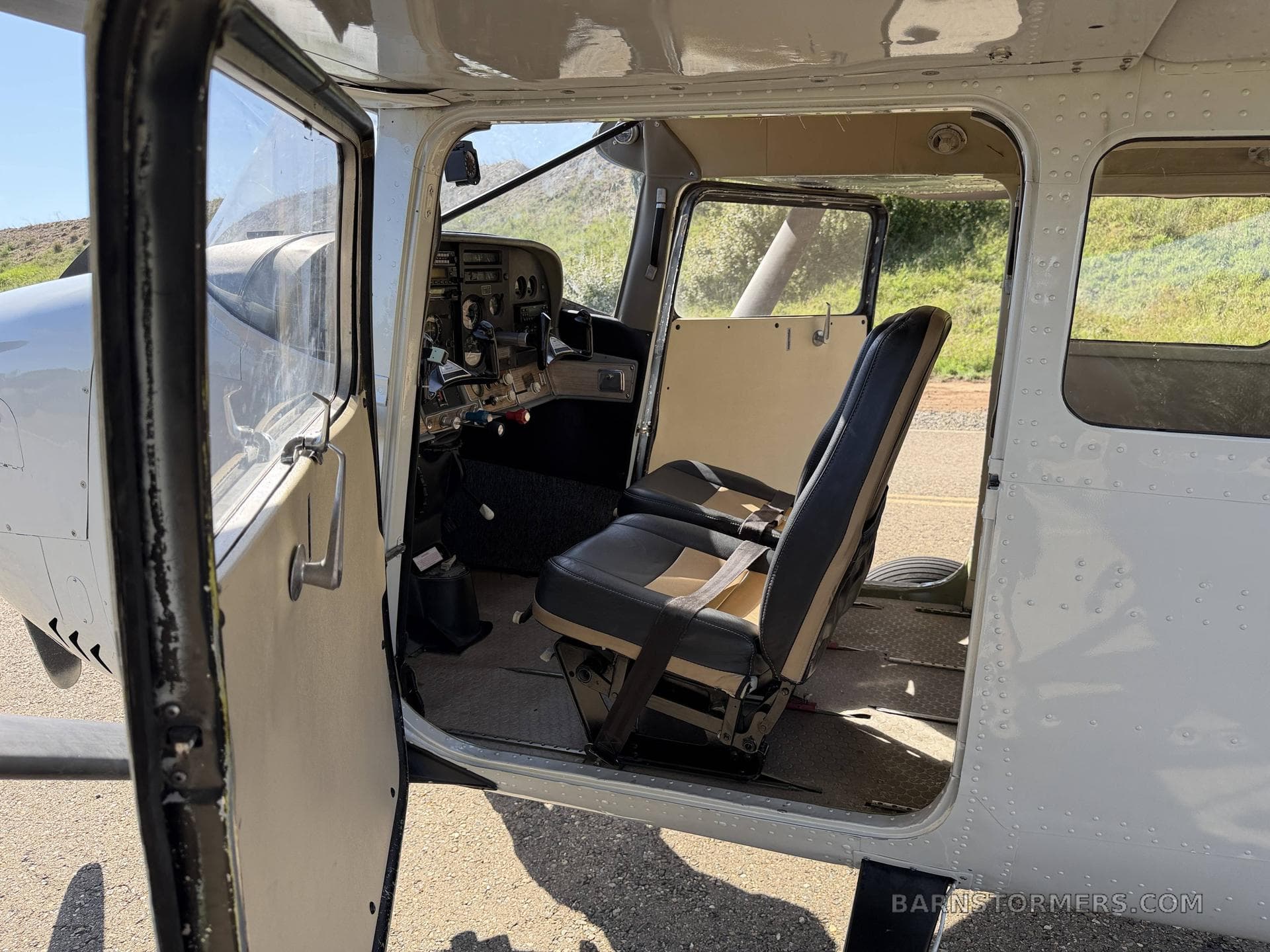 1967 CESSNA P206 STATIONAIR photo 3