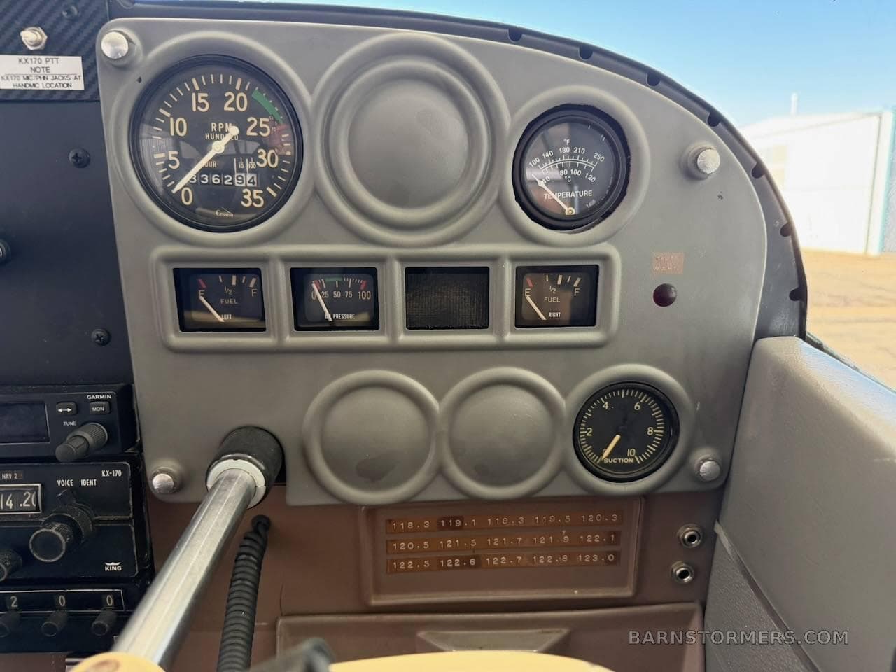 1964 CESSNA 172E photo 5