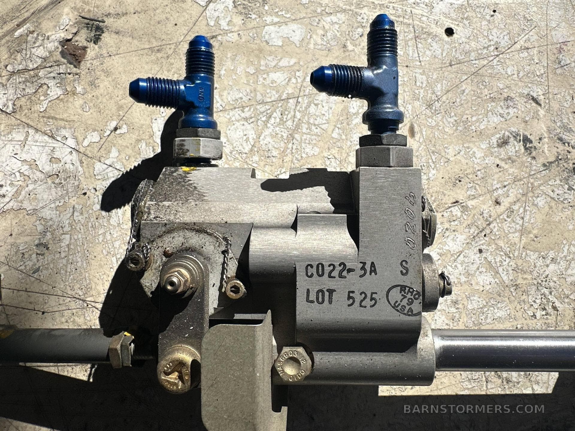 ROBINSON R44 HYDRAULIC SYSTEM photo 3