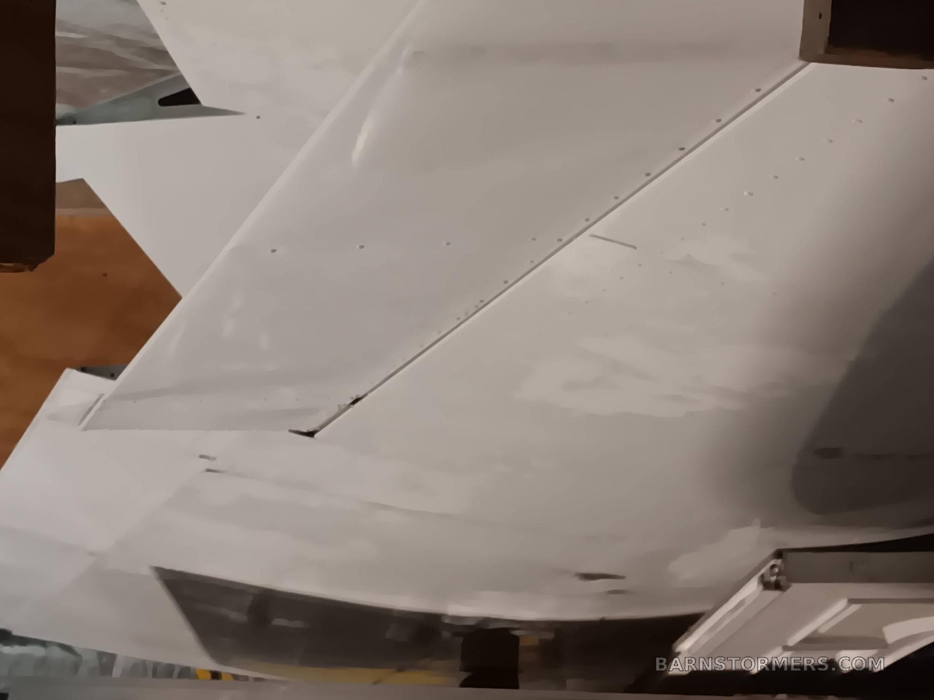 69 COMANCHE 260 SHARK NOSE photo 2