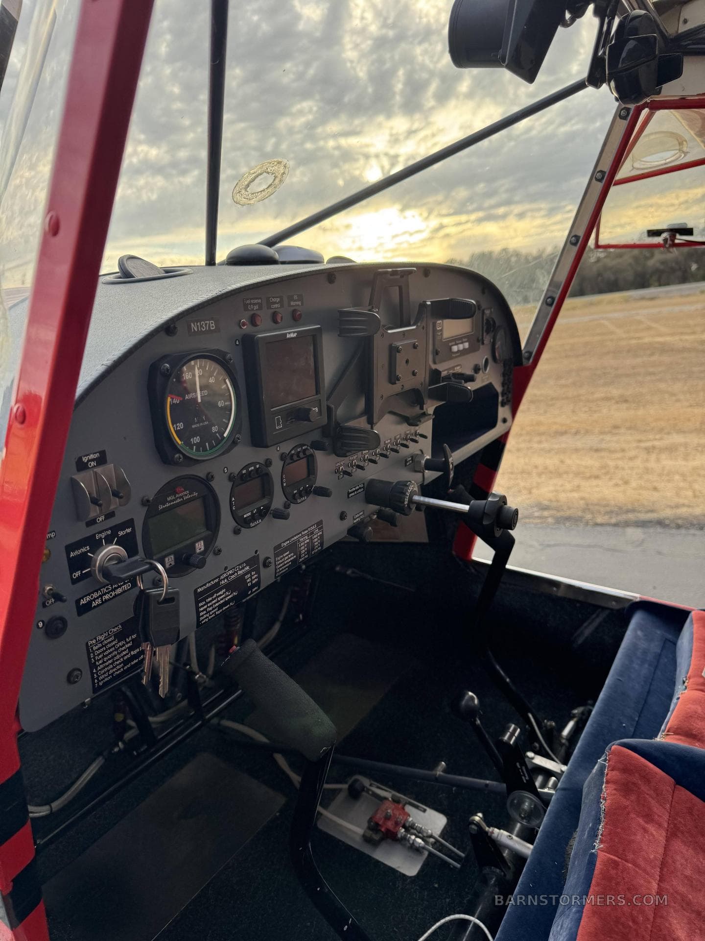 2016 AEROTREK A220 photo 4