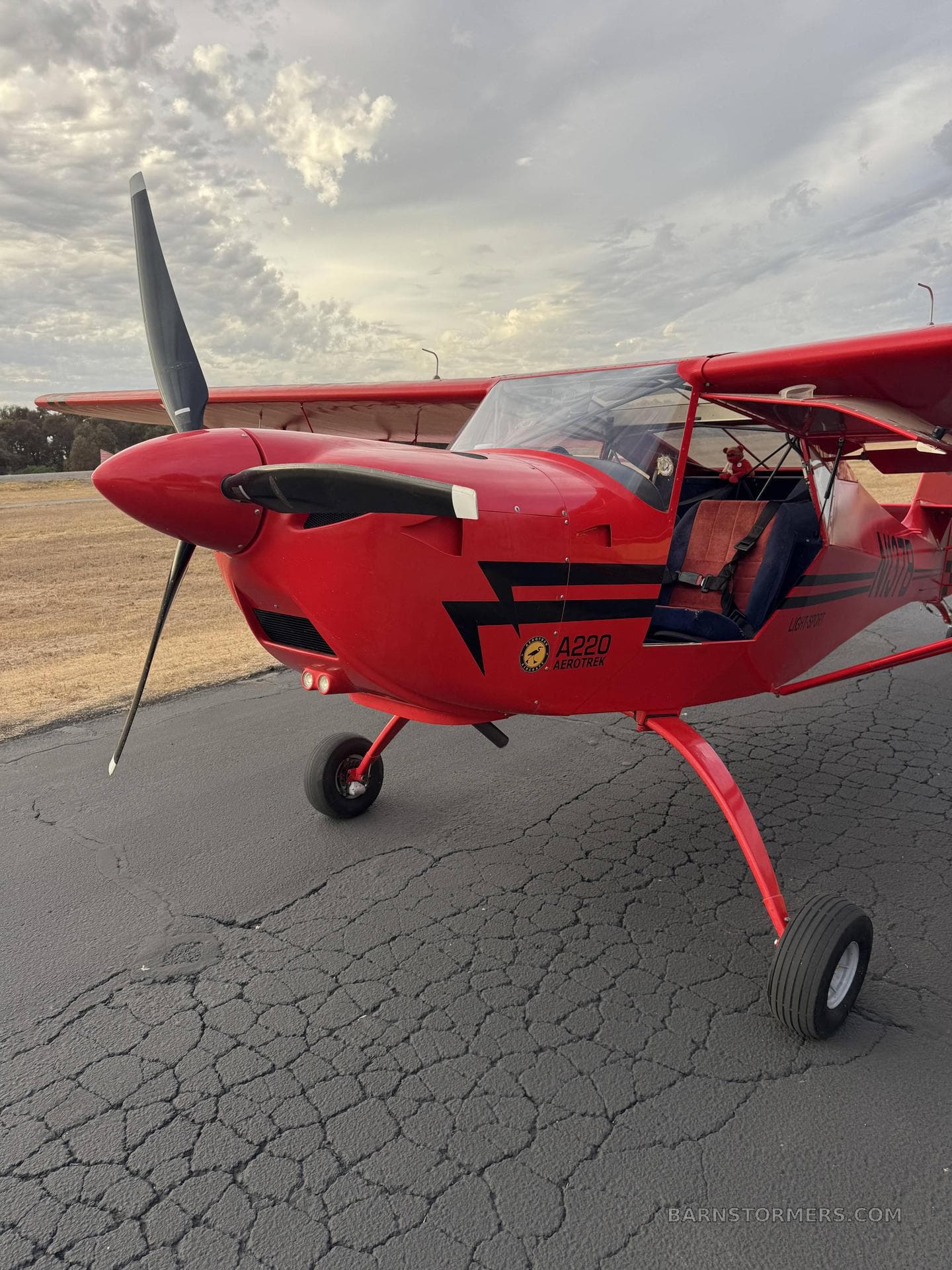 2016 AEROTREK A220 photo 5