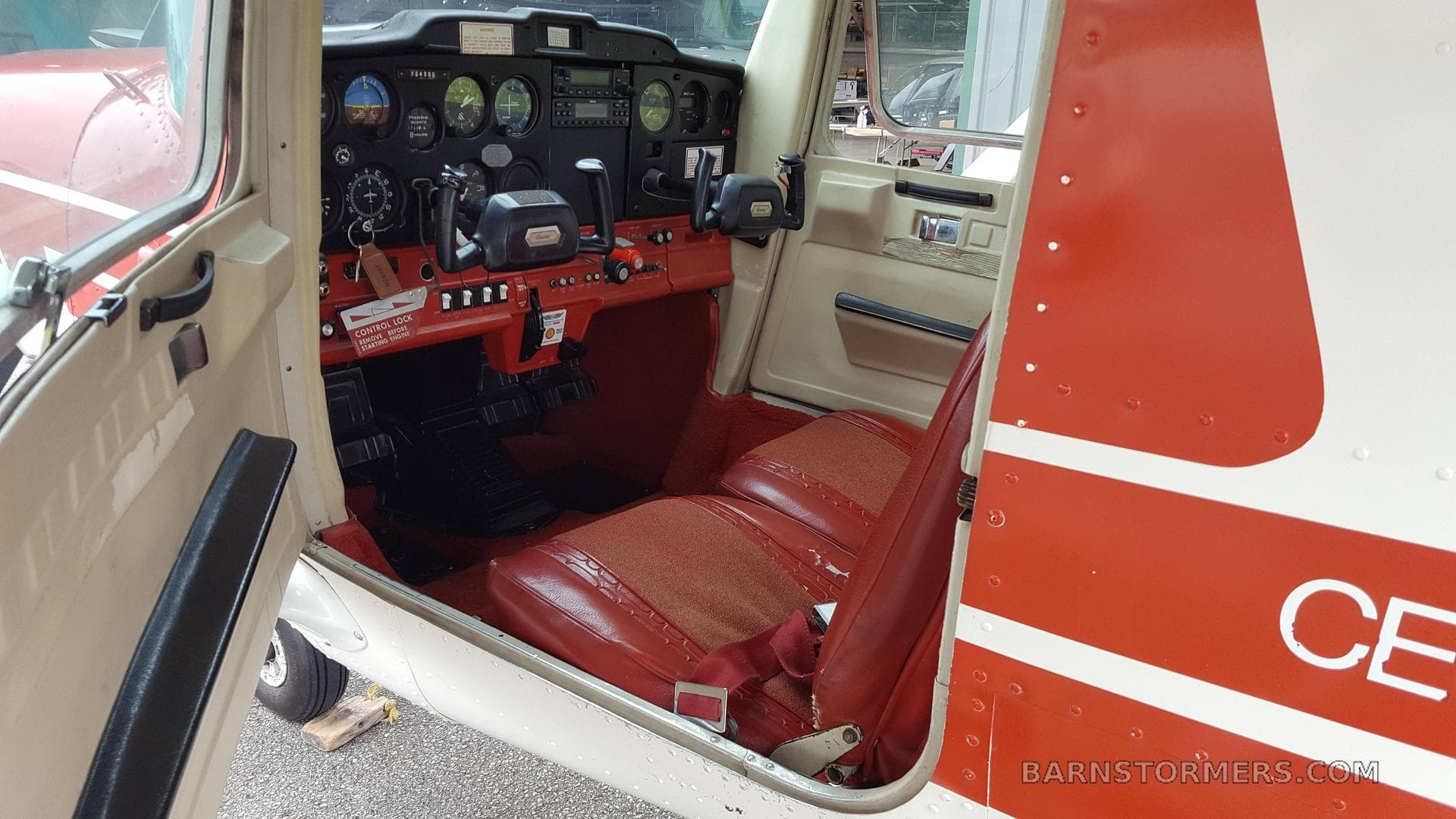 CESSNA 152 II FOR SALE photo 2