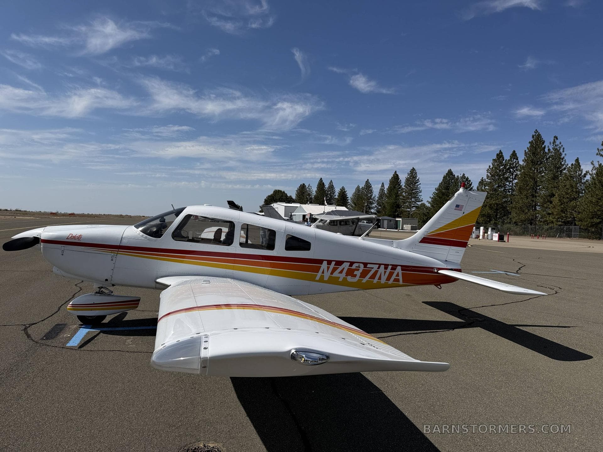 1985 PIPER DAKOTA PA-28-236