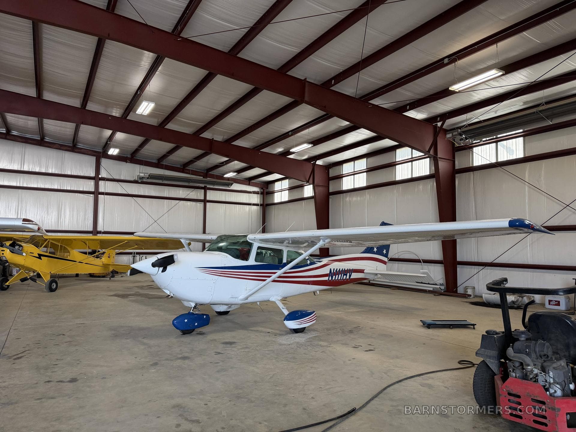 1979 CESSNA 172XP photo 3