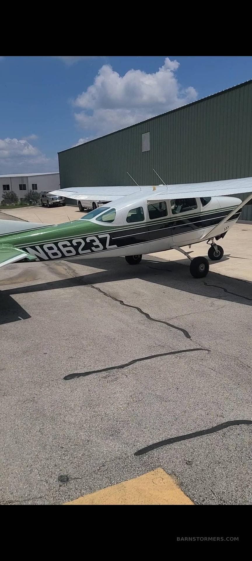 CESSNA P206C photo 4
