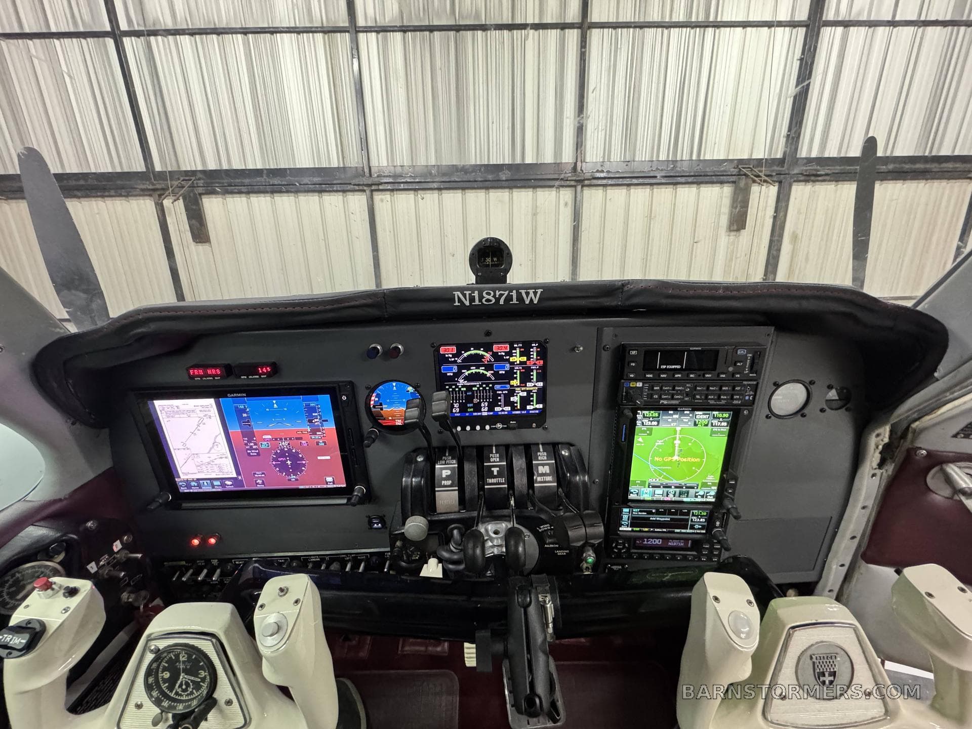 1973 BEECHCRAFT B55 BARON photo 4