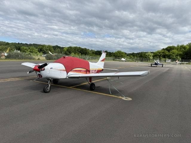 PIPER CHEROKEE 140 photo 1
